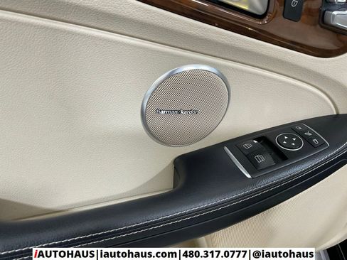 Used 2019 Mercedes-Benz SLC 300 w/ Premium Package image 30