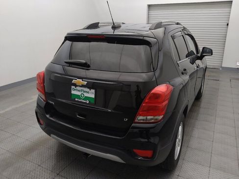 Used 2020 Chevrolet Trax LT w/ LT Convenience Package FWD image 7