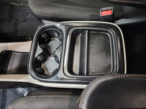 Used 2018 Chrysler Pacifica Touring Plus FWD image 20