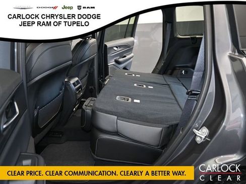 New 2025 Jeep Grand Cherokee Altitude image 45