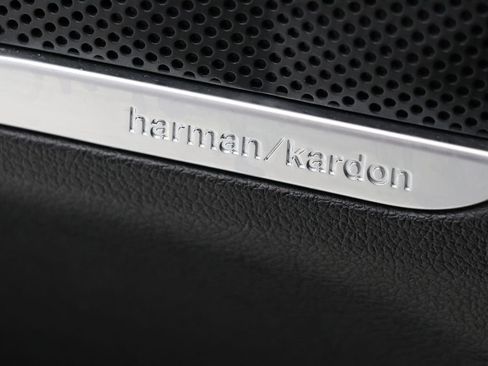 Used 2023 Hyundai Santa Fe SEL w/ Premium Package image 28