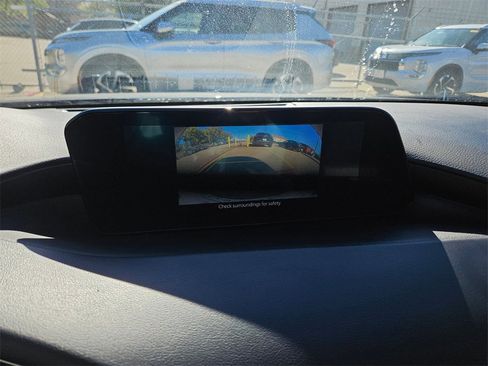 Used 2025 MAZDA MAZDA3 s image 21