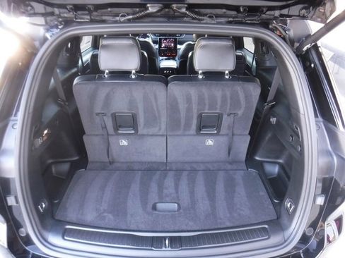 Used 2021 Jeep Grand Cherokee L Laredo image 40