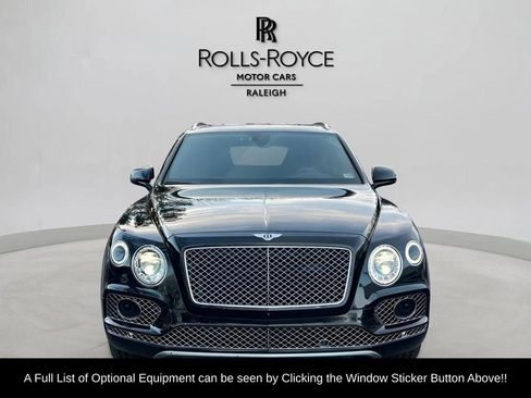 Used 2017 Bentley Bentayga AWD/4WD image 2