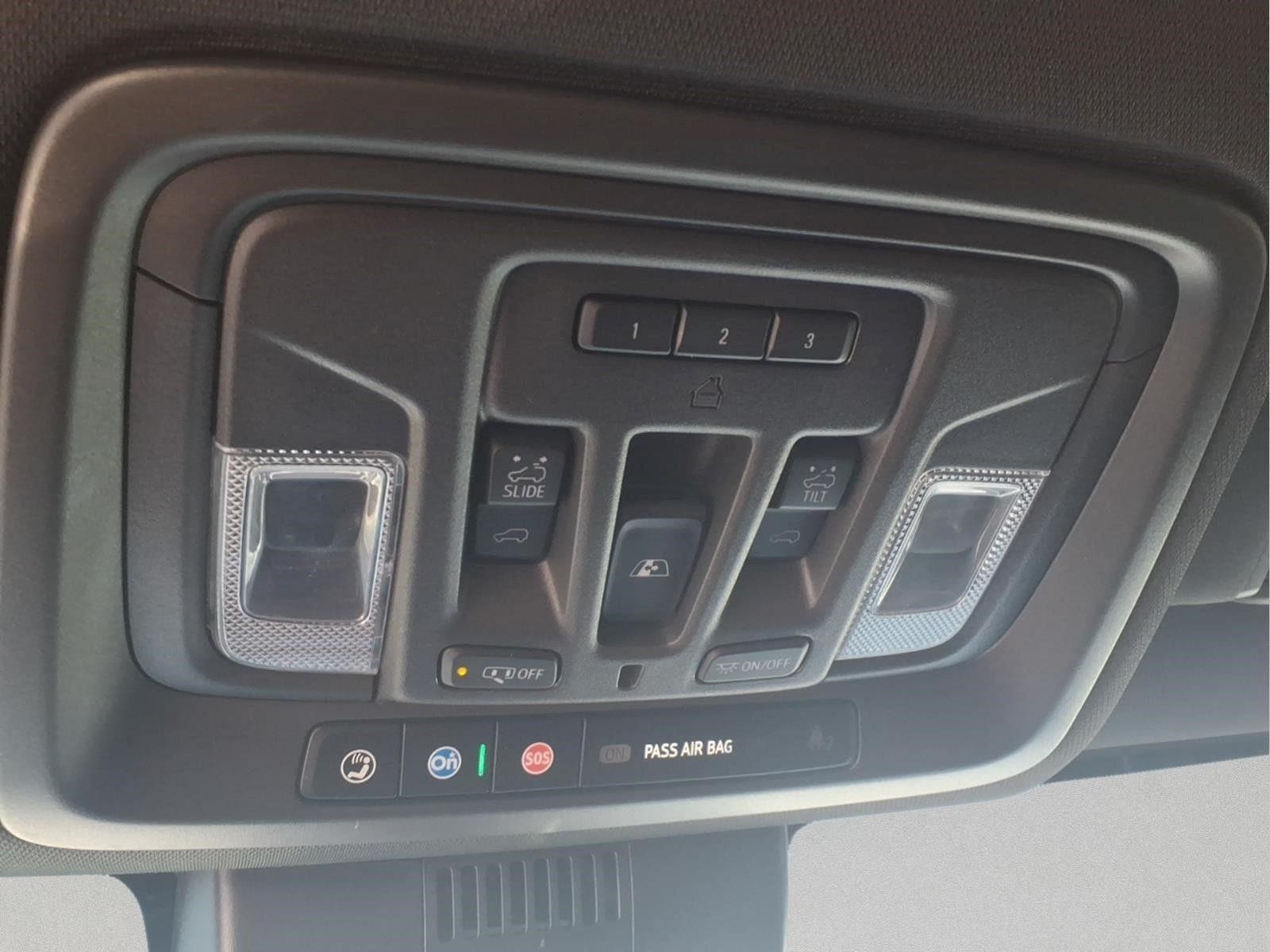 Used 2024 Chevrolet Silverado 2500 High Country w/ High Country Premium Package AWD/4WD image 20