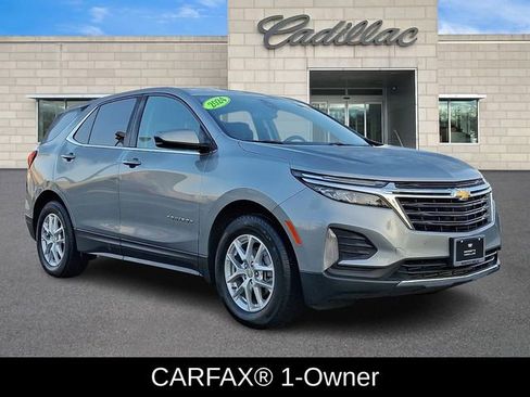 Used 2024 Chevrolet Equinox LT FWD image 2