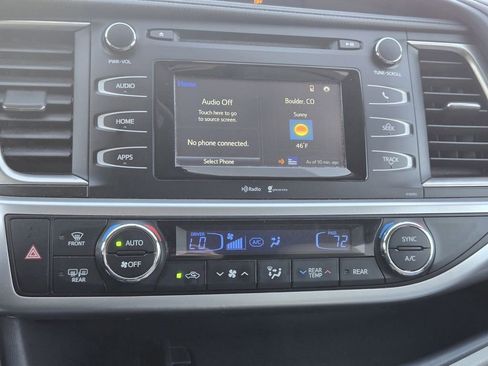 Used 2015 Toyota Highlander Plus image 11