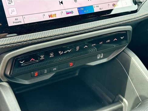 New 2026 Jeep Cherokee Limited AWD/4WD image 21