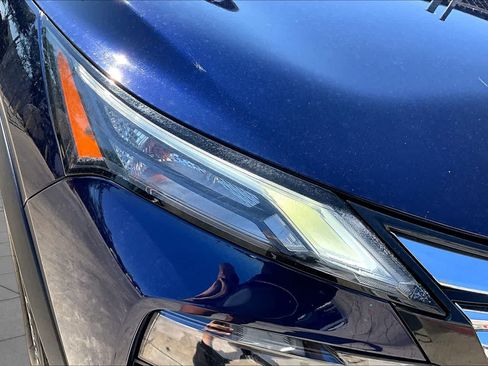 Certified 2025 Nissan Rogue SV AWD/4WD image 26