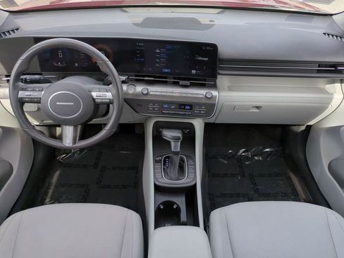 Used 2025 Hyundai Kona SEL image 15