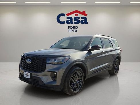 Used 2025 Ford Explorer ST-Line w/ ST-Line Street Pack image 6