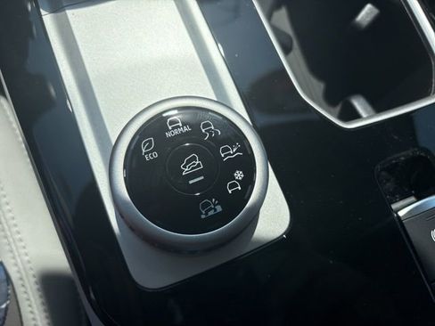 New 2025 Mitsubishi Outlander SEL image 20