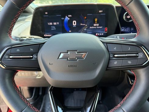 New 2026 Chevrolet Equinox EV RS w/ Convenience Package II FWD image 21