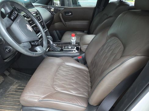 Used 2023 Nissan Armada Platinum w/ Captain's Chairs Package RWD image 8
