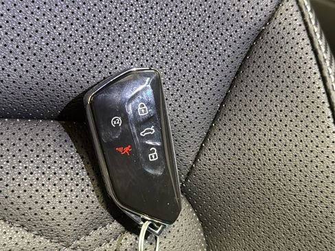 Used 2024 Volkswagen Atlas Cross Sport SE w/ Panoramic Sunroof Package AWD/4WD image 33