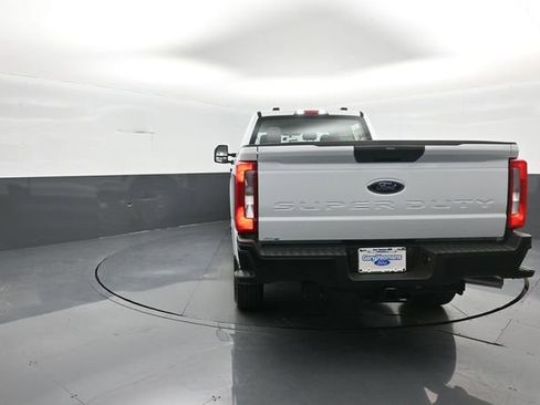 New 2026 Ford F250 XL AWD/4WD image 6