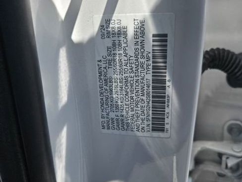 Used 2025 Honda Pilot EX-L image 5