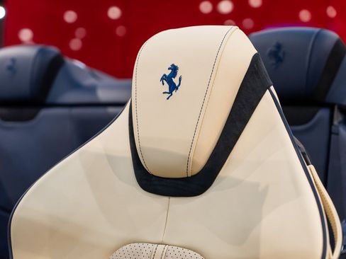 Certified 2024 Ferrari Roma Spider image 6