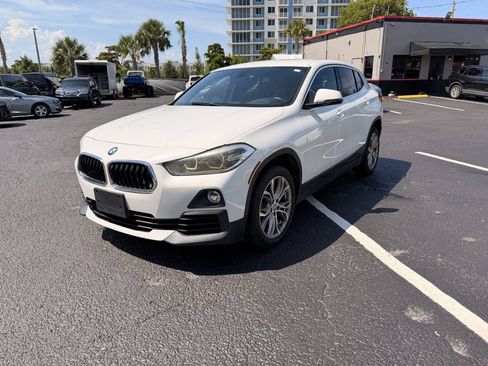 Used 2018 BMW X2 xDrive28i w/ Convenience Package AWD/4WD image 3