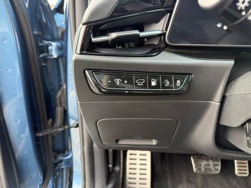 Certified 2023 Kia Niro SX Touring image 15