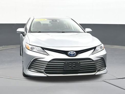 Used 2024 Toyota Camry XLE FWD image 24
