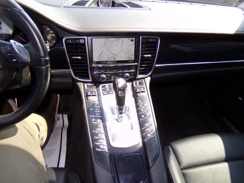 Used 2014 Porsche Panamera S image 60