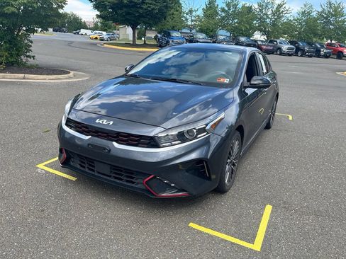 Used 2022 Kia Forte GT-Line w/ GT-Line Technology Package FWD image 3
