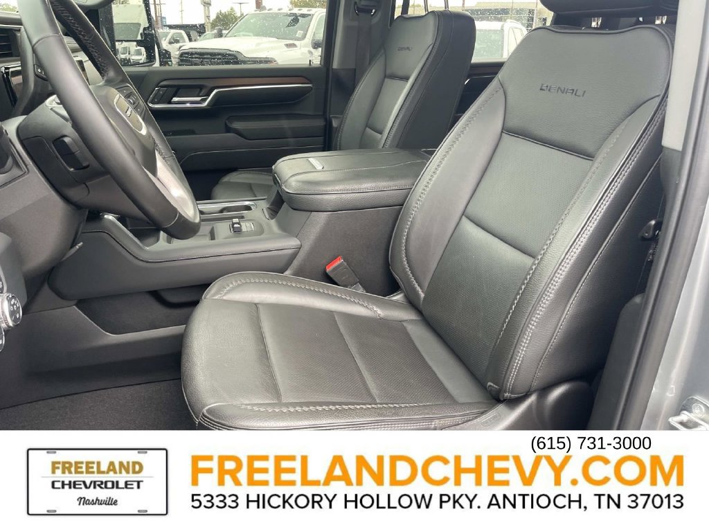Used 2024 GMC Sierra 2500 Denali w/ Denali Reserve Package AWD/4WD image 28