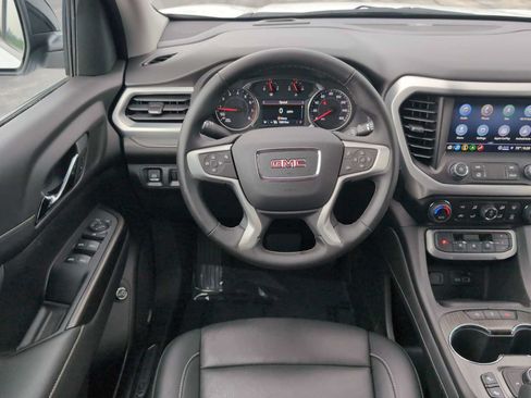Used 2023 GMC Acadia SLT w/ Elevation Edition FWD image 12