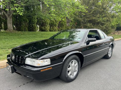 Used 2002 Cadillac Eldorado Touring w/ Preffered Equipment Group FWD image 41