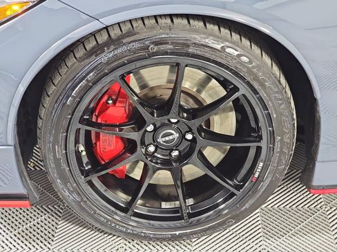 Used 2024 Nissan Z NISMO w/ Floor Mat Package RWD image 10