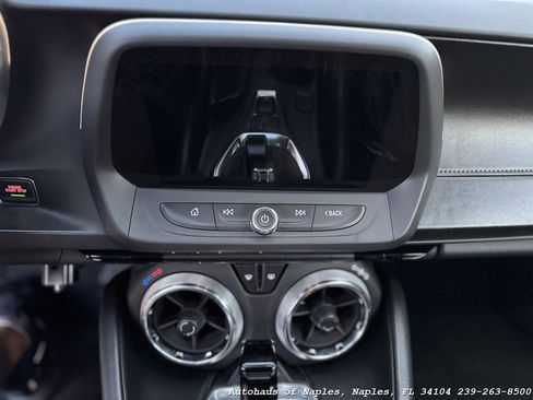 Used 2018 Chevrolet Camaro SS RWD image 27