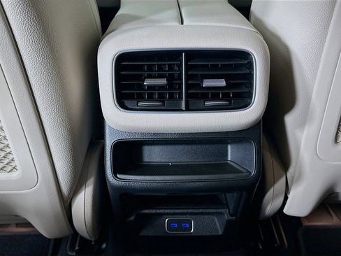 Certified 2026 Mercedes-Benz GLE 450 4MATIC image 33