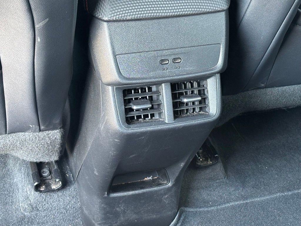 Used 2026 Chevrolet Equinox RS FWD image 16