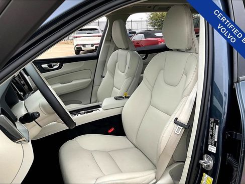 Used 2024 Volvo XC60 T8 Plus w/ Protection Package Premier image 33