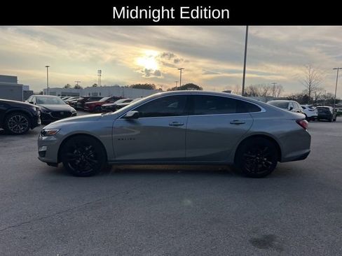 Used 2023 Chevrolet Malibu LT w/ Sport Edition image 5
