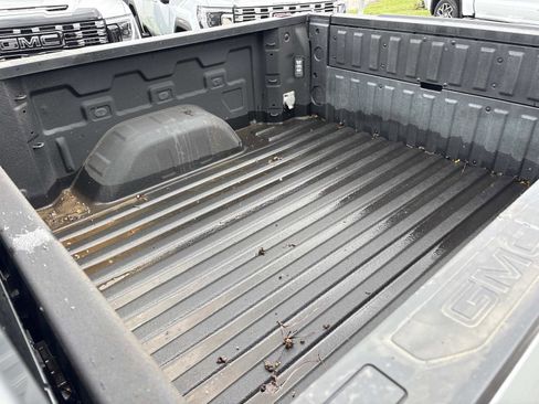 Certified 2024 GMC Sierra 1500 AT4 w/ AT4 Preferred Package AWD/4WD image 31