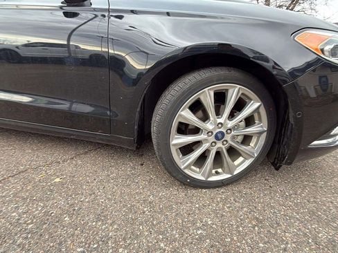 Used 2017 Ford Fusion Platinum image 24