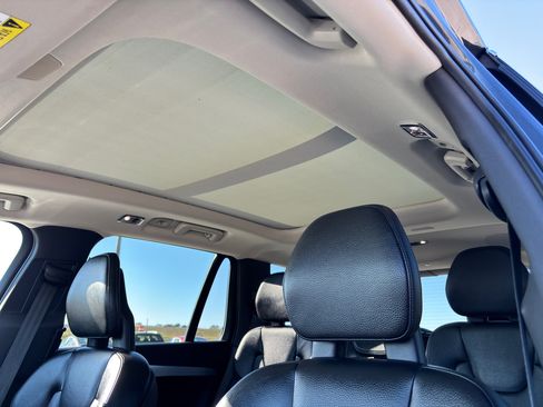 Used 2017 Volvo XC90 T6 Momentum image 20
