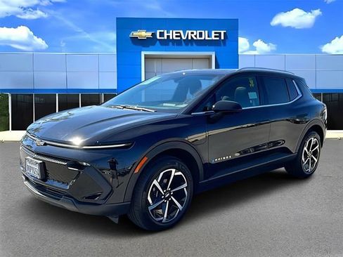 New 2026 Chevrolet Equinox EV LT image 7