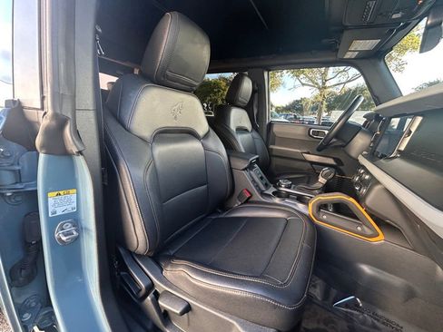 Used 2023 Ford Bronco Badlands w/ Sasquatch Package image 28