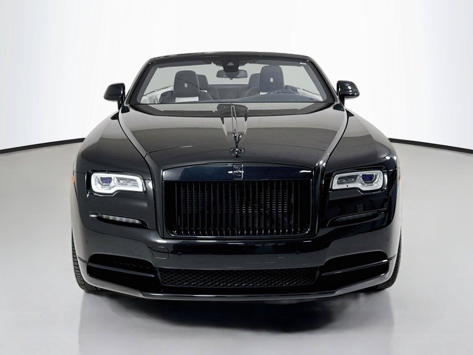 Used 2018 Rolls-Royce Dawn RWD image 10