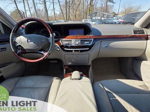 Used 2012 Mercedes-Benz S 550 image 18
