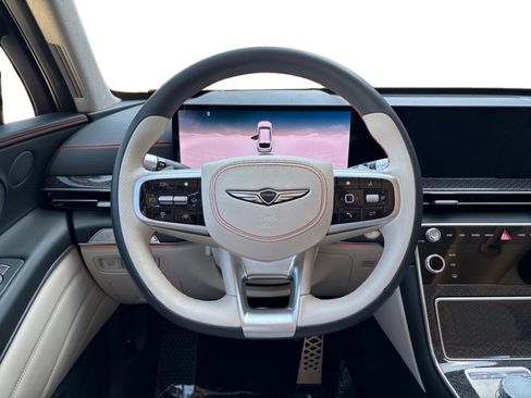 Used 2025 Genesis GV80 3.5T e-SC image 12