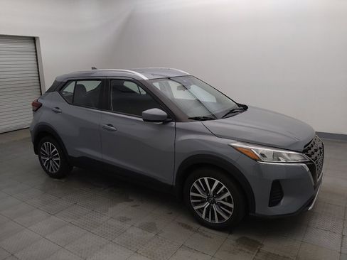 Used 2024 Nissan Kicks SV FWD image 11