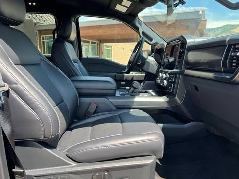 Used 2025 Ford F150 Lariat AWD/4WD image 21