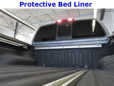 Used 2020 Nissan Frontier SV image 16