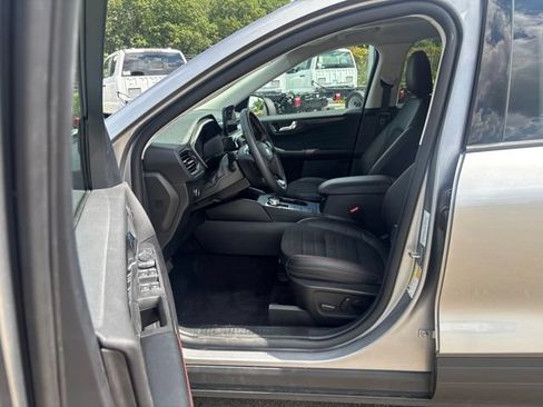 Used 2022 Ford Escape SEL w/ SEL Stealth AWD Package image 14