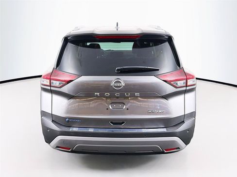 Used 2023 Nissan Rogue SV w/ SV Premium B Package AWD/4WD image 10
