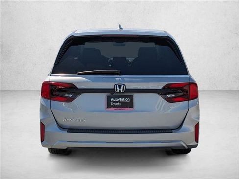 Used 2025 Honda Odyssey EX-L image 7